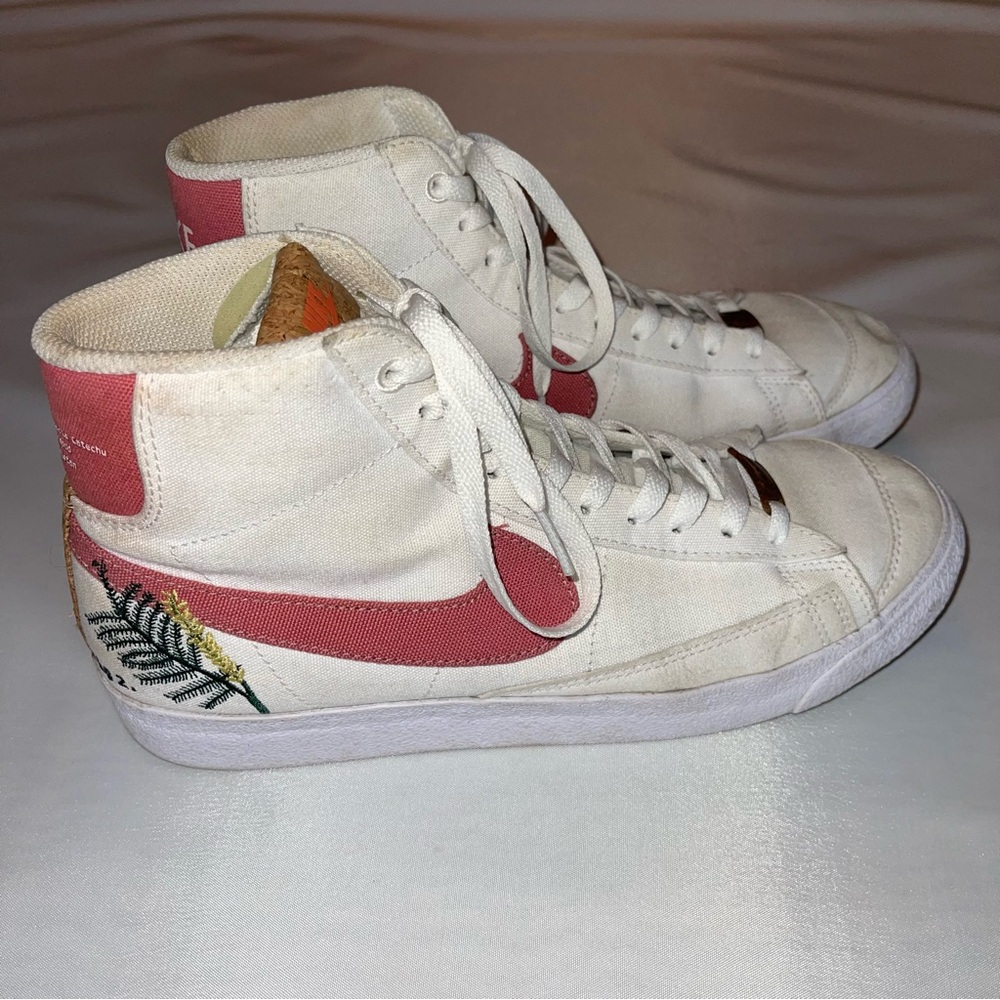 Nike Blazer Mid 77 Catechu Sneaker Women’s Size 10